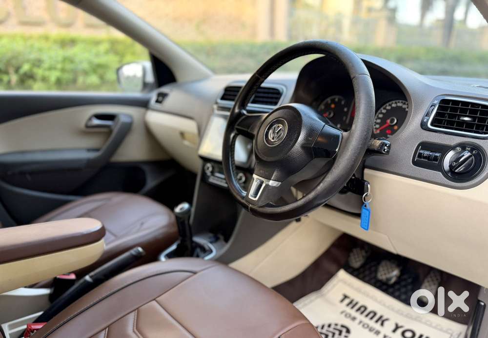 Volkswagen Vento Petrol Highline, 2012, Petrol