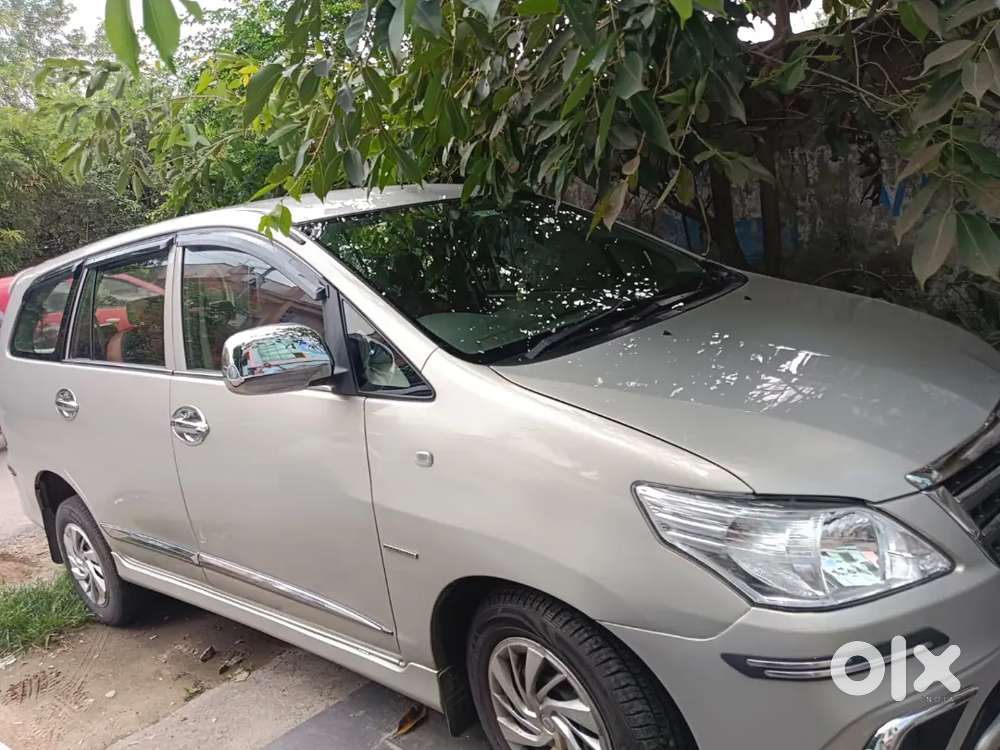 Toyota Innova 2012 Diesel 206400 Km Driven