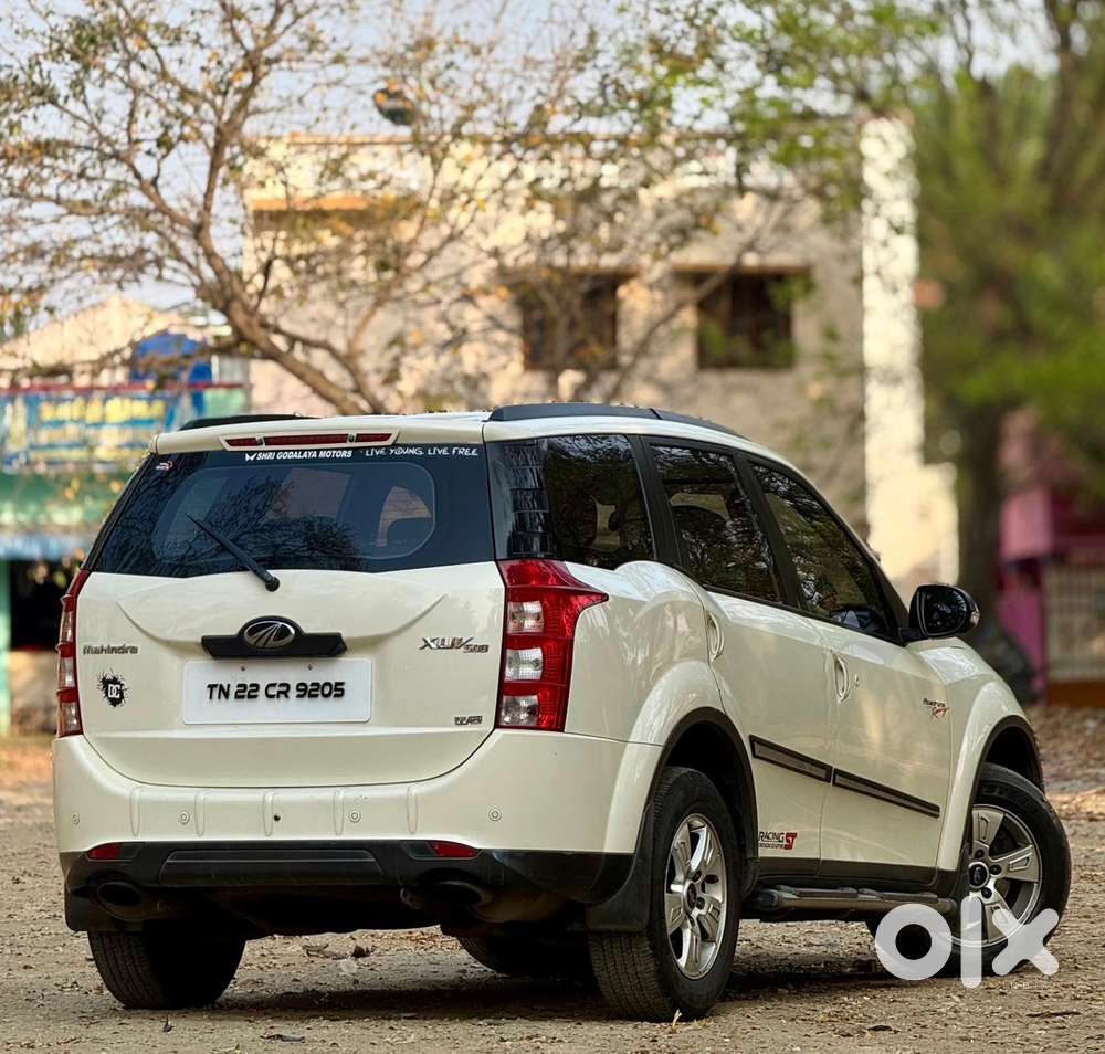 Mahindra Xuv500 2015 Diesel Well Maintained
