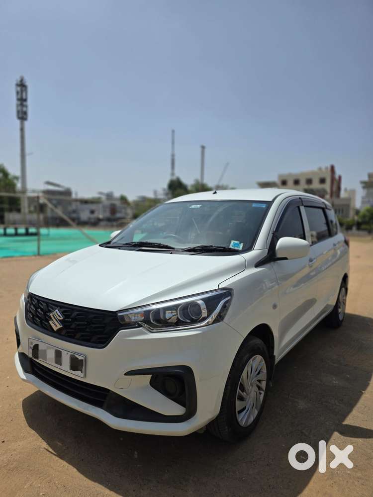 Maruti Suzuki Ertiga Lxi Shvs, 2025, Petrol