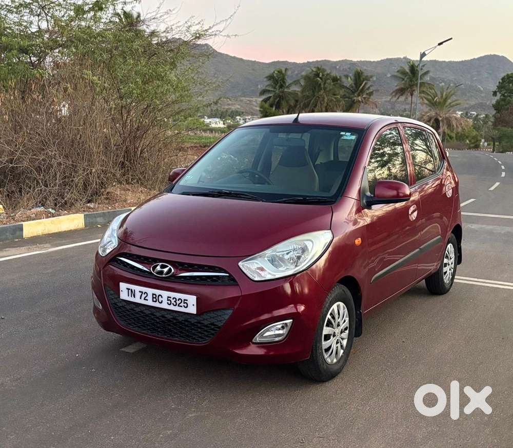 Hyundai I10 Sportz, 2015, Petrol