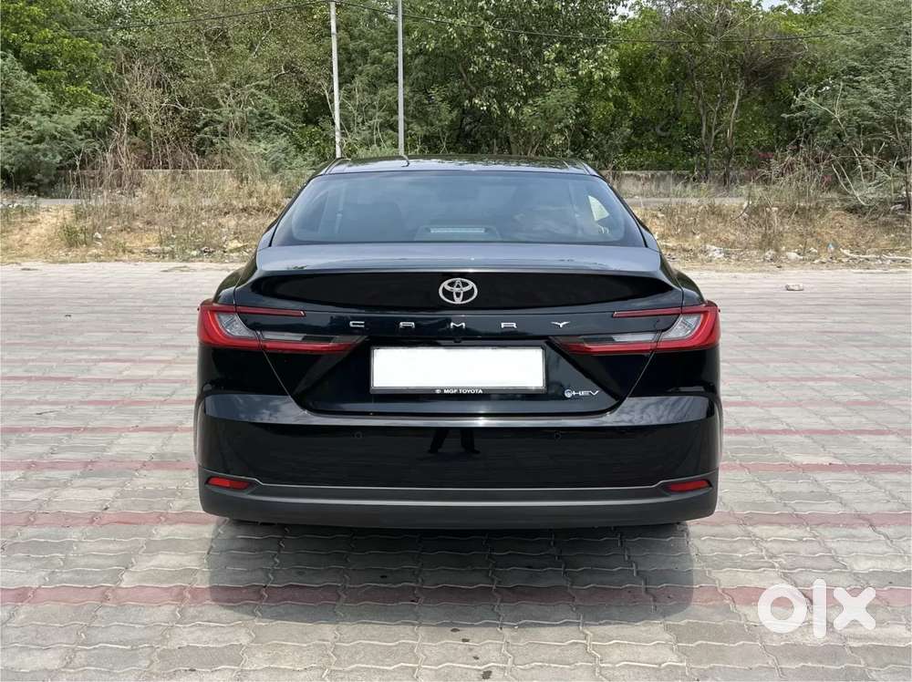 Toyota Camry, 2025, Petrol