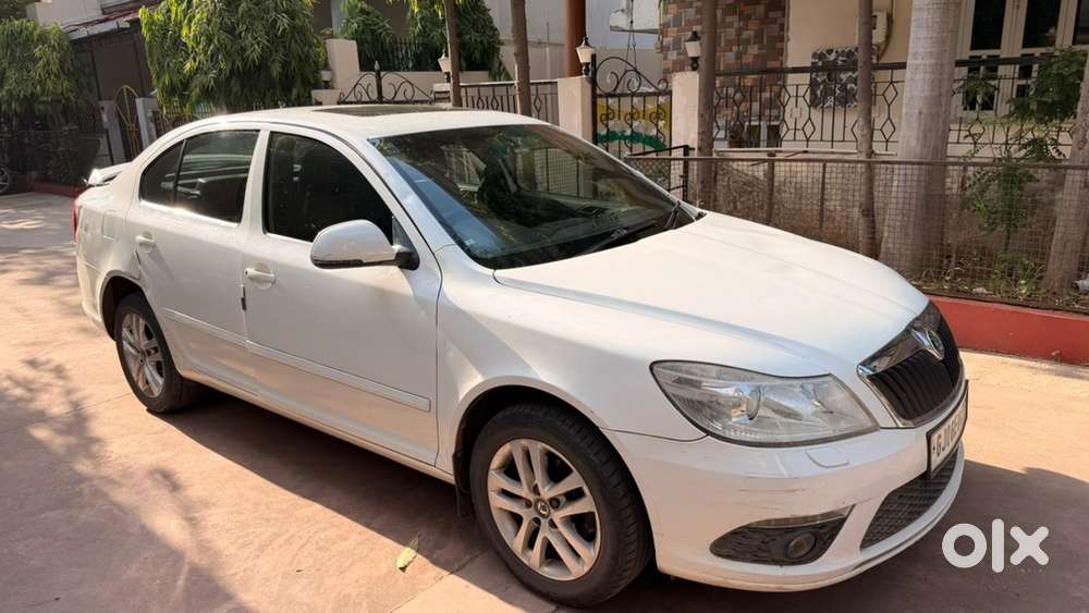 Skoda Laura Model 2011 Excellent Condition 1st Owner