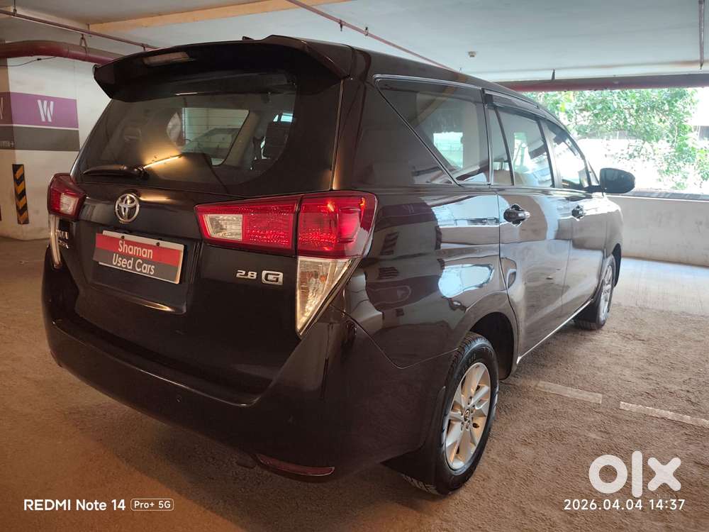 Toyota Innova Crysta 2.8 Gx At 8 Seater, 2017, Diesel