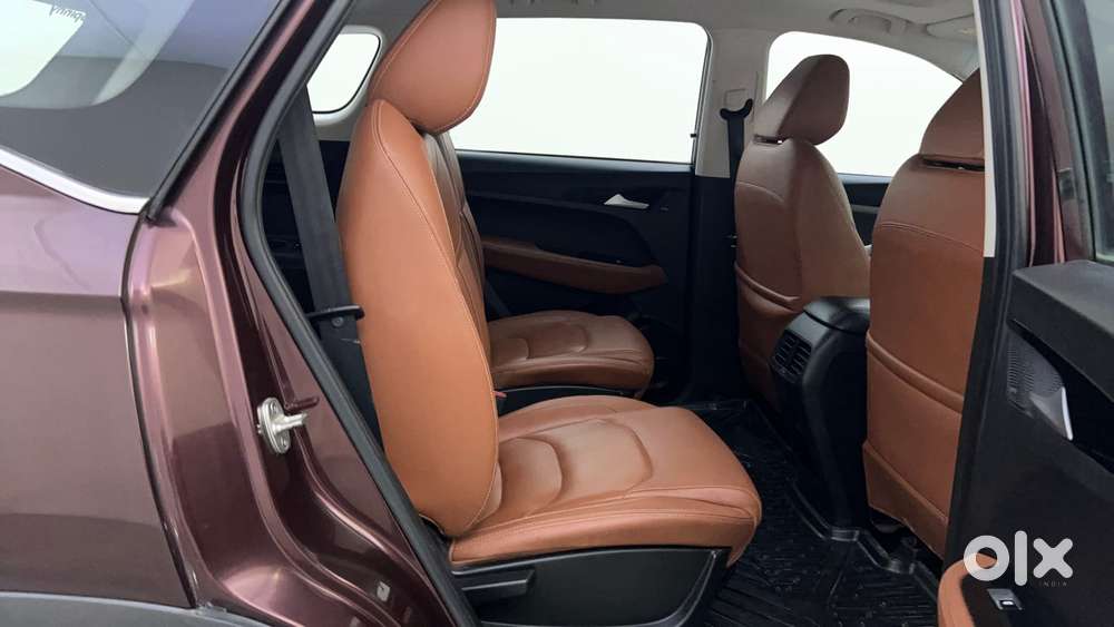 Mg Hector Plus 1.5 Hybrid Sharp Turbo 6 Str, 2021, Cng & Hybrids