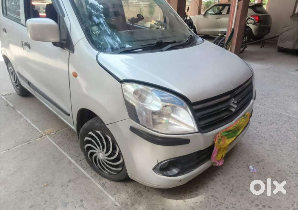 Maruti Suzuki Wagon R Vxi Minor 2011