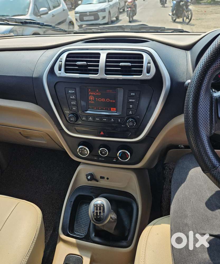 Mahindra Bolero Neo N8, 2023, Diesel