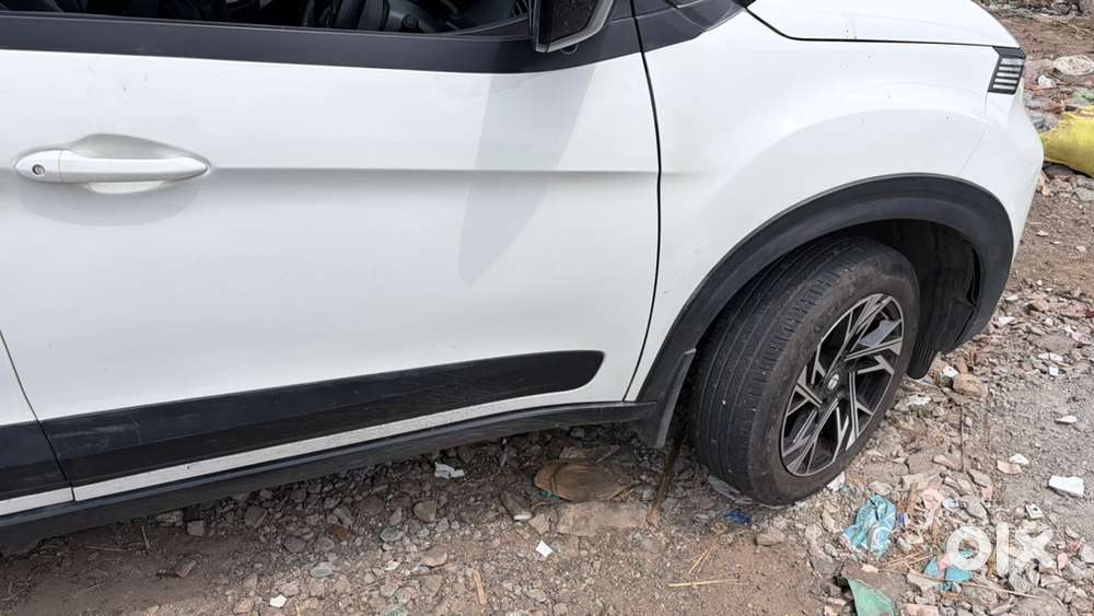 Tata Nexon Pure 2025