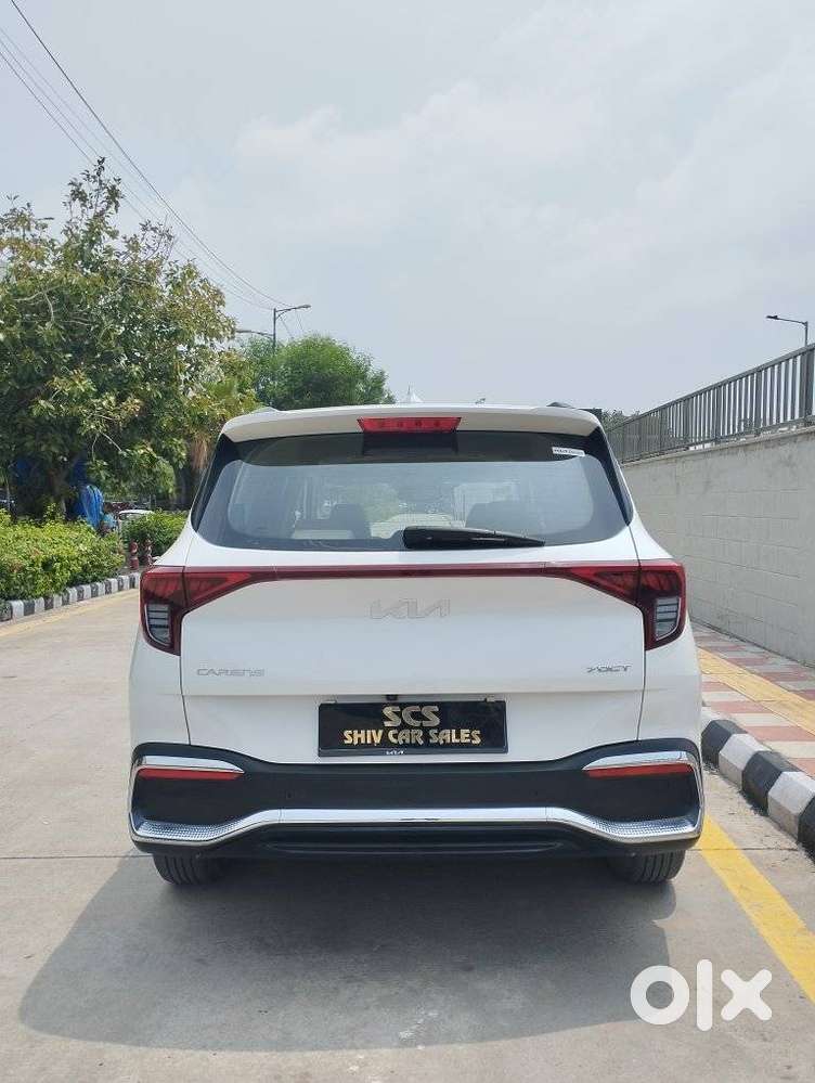 Kia Carens 1.4 Luxury Plus Dct 7 Str, 2022, Petrol