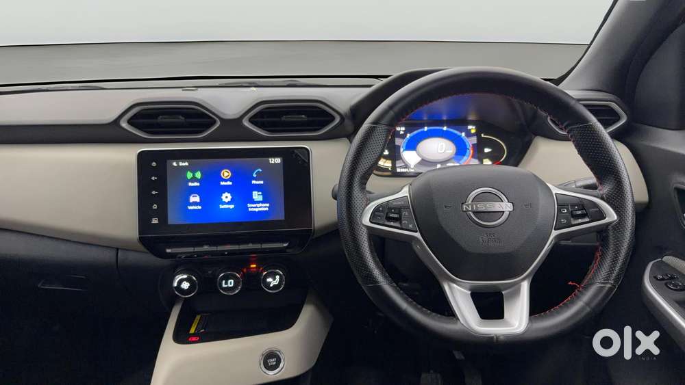 Nissan Magnite 1.0 Xv Premium Turbo Cvt, 2023, Petrol