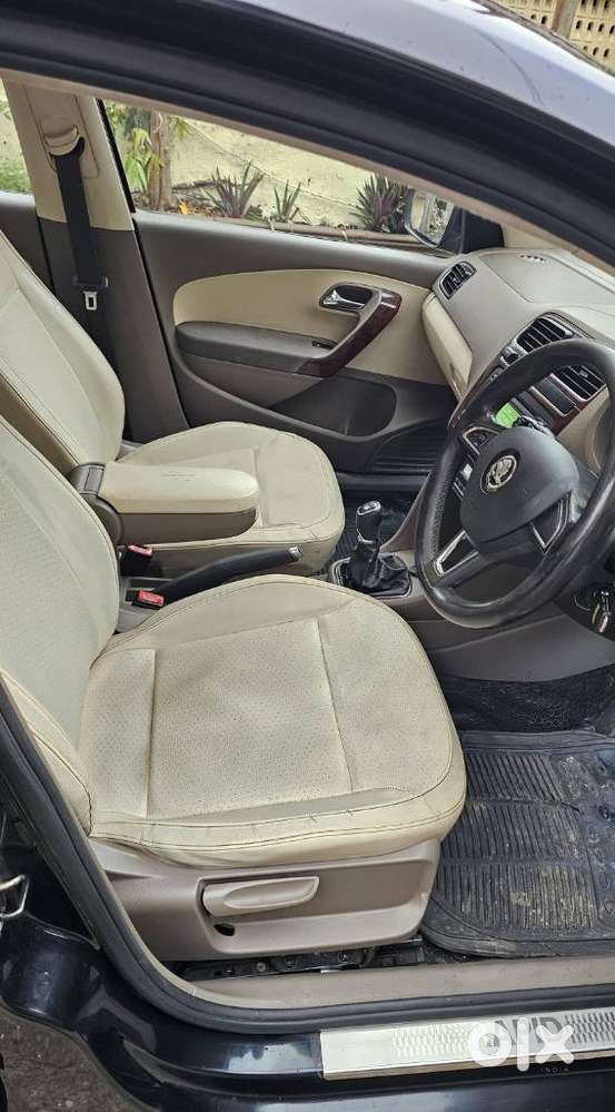 Skoda Rapid 1.6 Mpi Elegance, 2015, Petrol