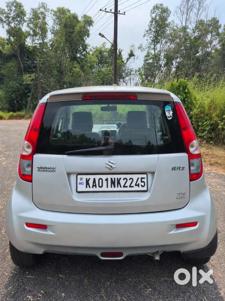 Maruti Suzuki Ritz 2014 Variant Zxi