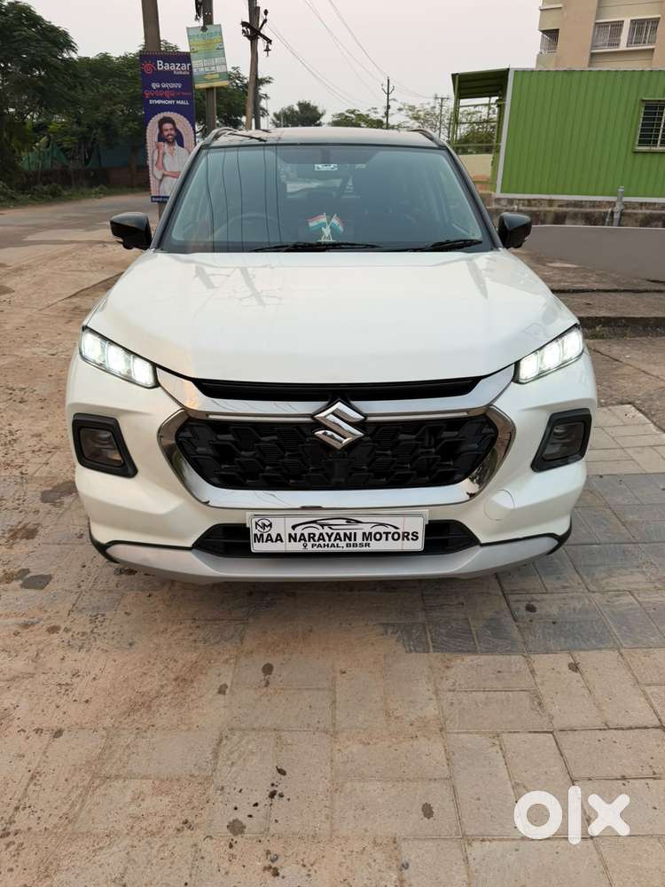 Maruti Suzuki Grand Vitara Alpha Smart Hybrid, 2024, Petrol