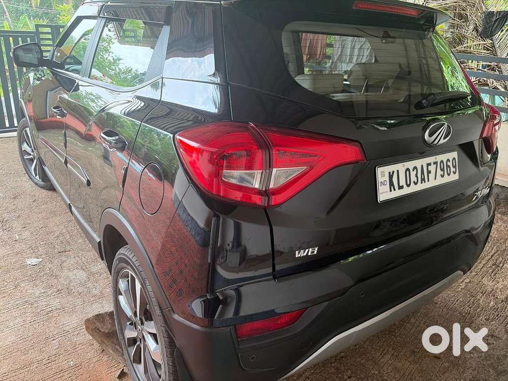 Mahindra Xuv300 2021 Diesel Well Maintained