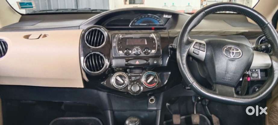 Toyota Etios Liva 1.2 Vx, 2017, Petrol