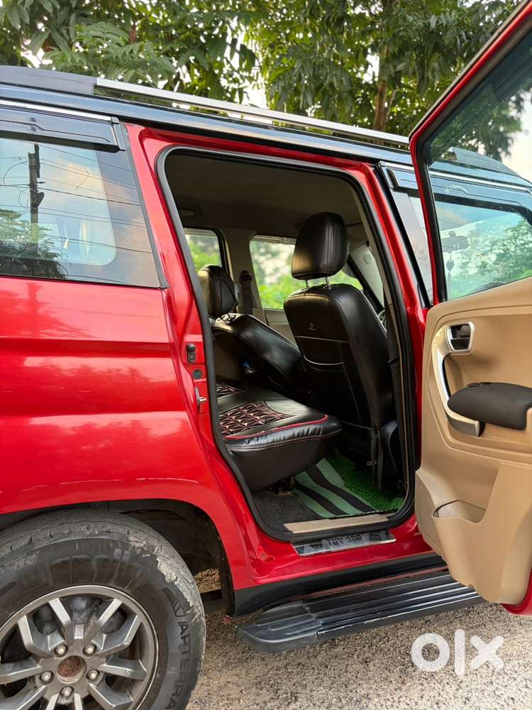 Mahindra Tuv 300 2018 Model
