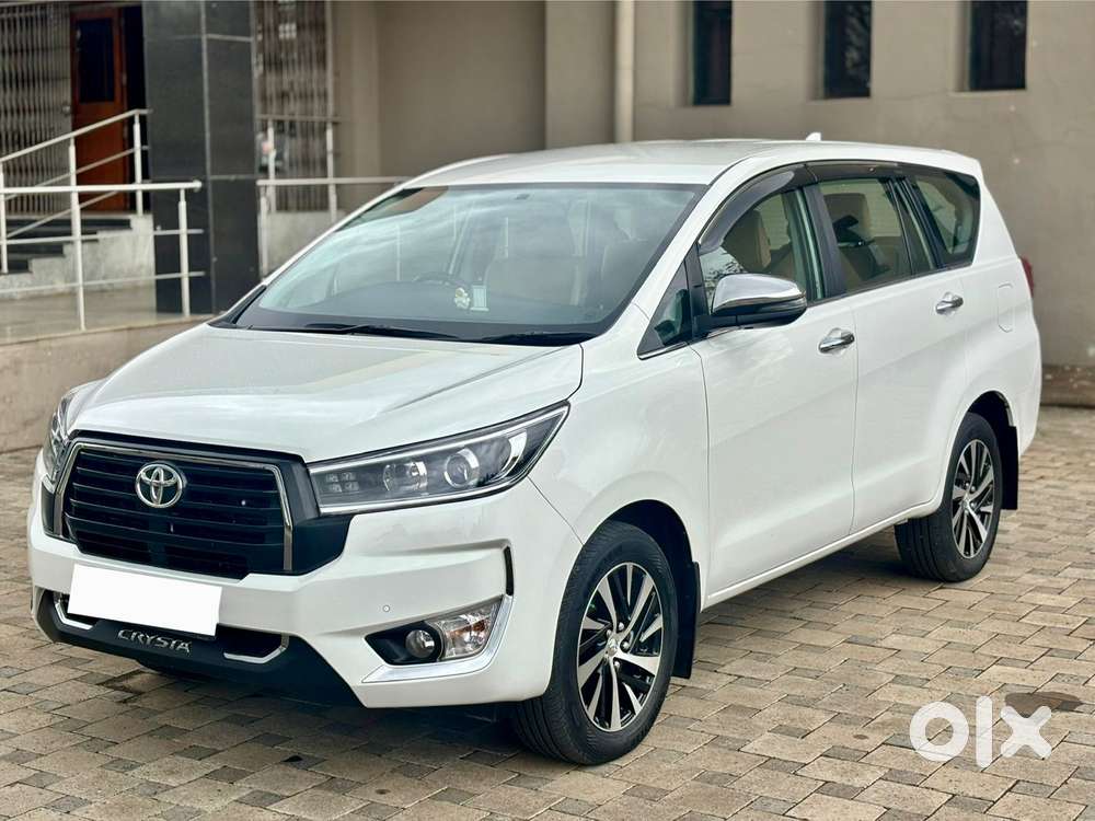 Toyota Innova Crysta 2.4 Z 7 Str, 2025, Diesel