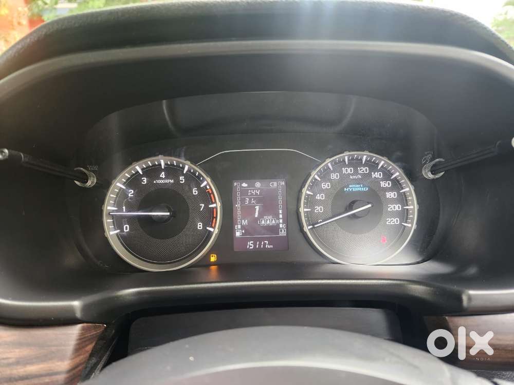 Maruti Suzuki Brezza 1.5 Vxi At Smart Hybrid, 2025, Petrol