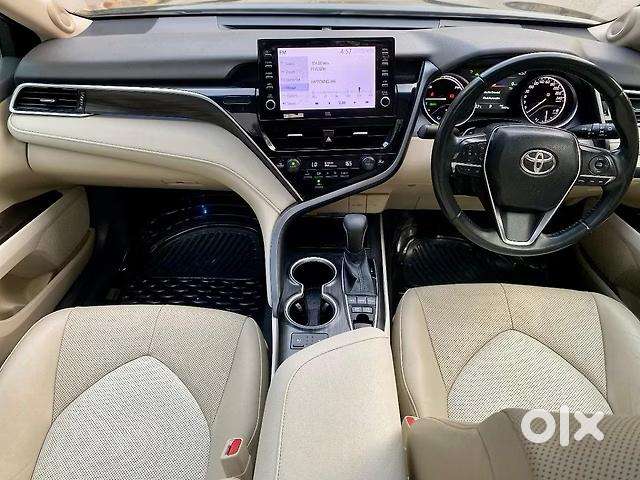 Toyota Camry Hybrid, 2022, Petrol