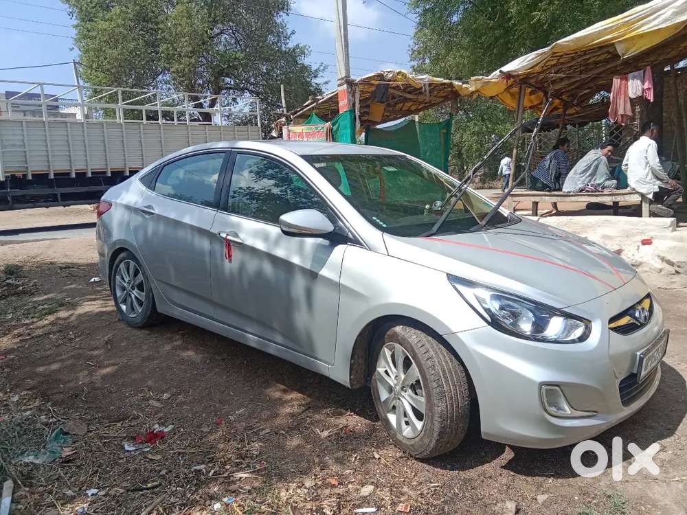 Hyundai Verna 2011