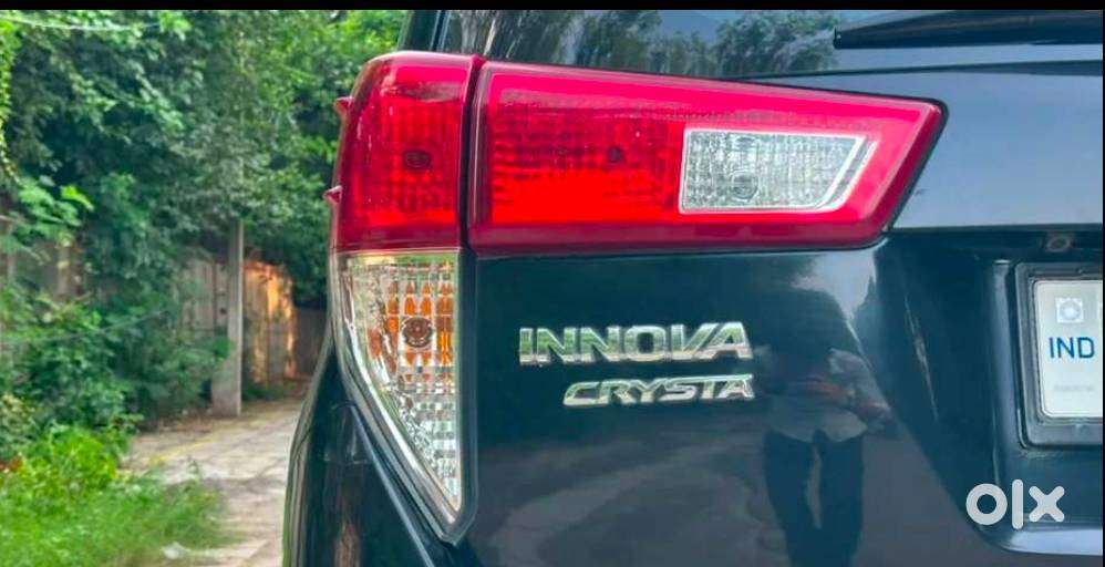 Toyota Innova Crysta 2.7 Zx At, 2022, Petrol