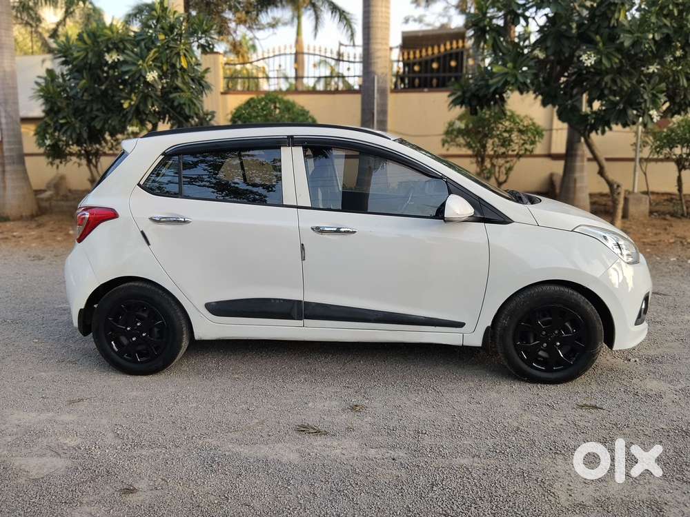 Hyundai Grand I10 Sportz, 2016, Diesel