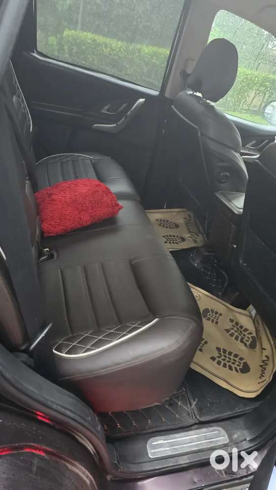 Mahindra Xuv500 2014 Diesel 195000 Km Driven