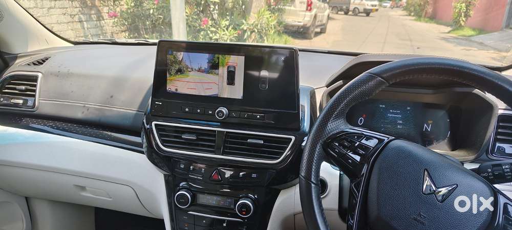 Mahindra Xuv 3xo Ax7l 1.2 Petrol At (pg), 2024, Petrol