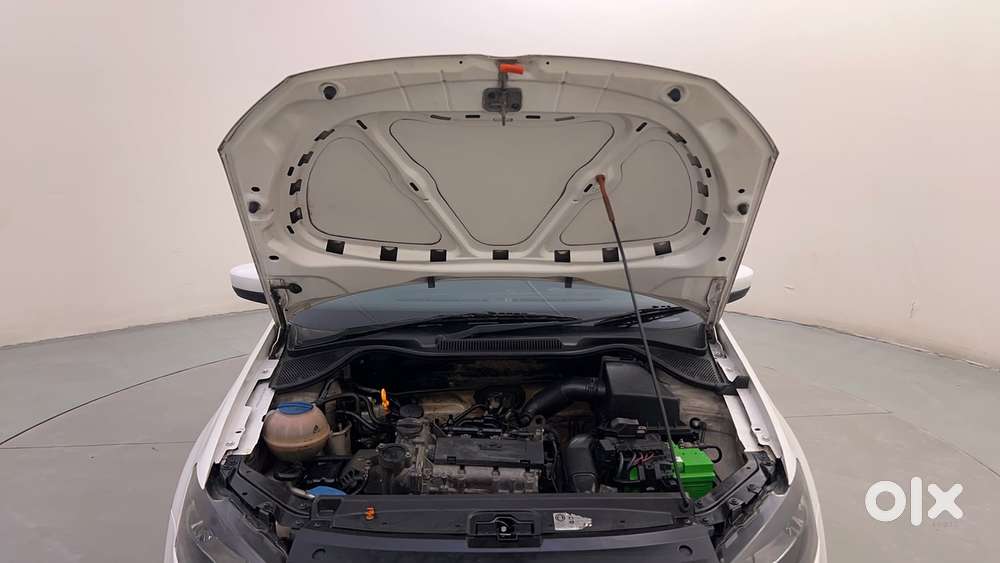 Volkswagen Polo Petrol Highline 1.2l, 2013, Petrol