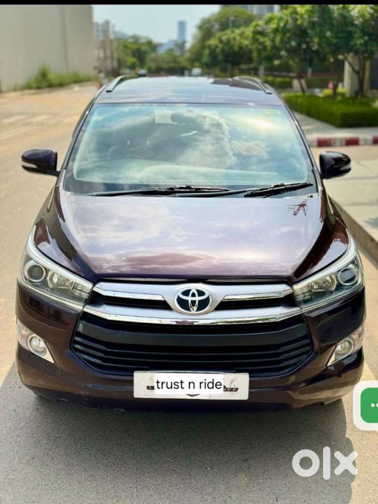Toyota Innova Crysta 2.4 Vx Mt, 2017, Diesel