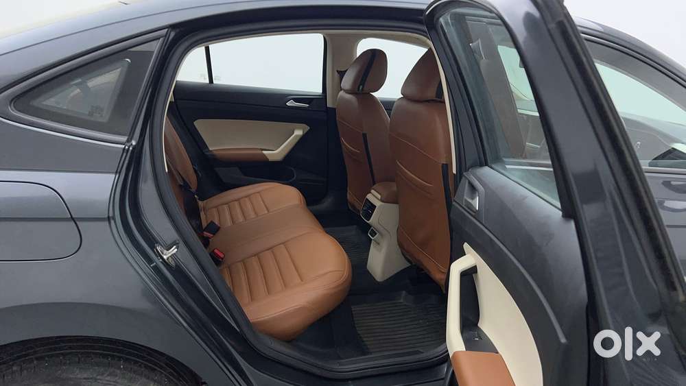 Volkswagen Virtus Highline Plus 1.0 Tsi At, 2022, Petrol