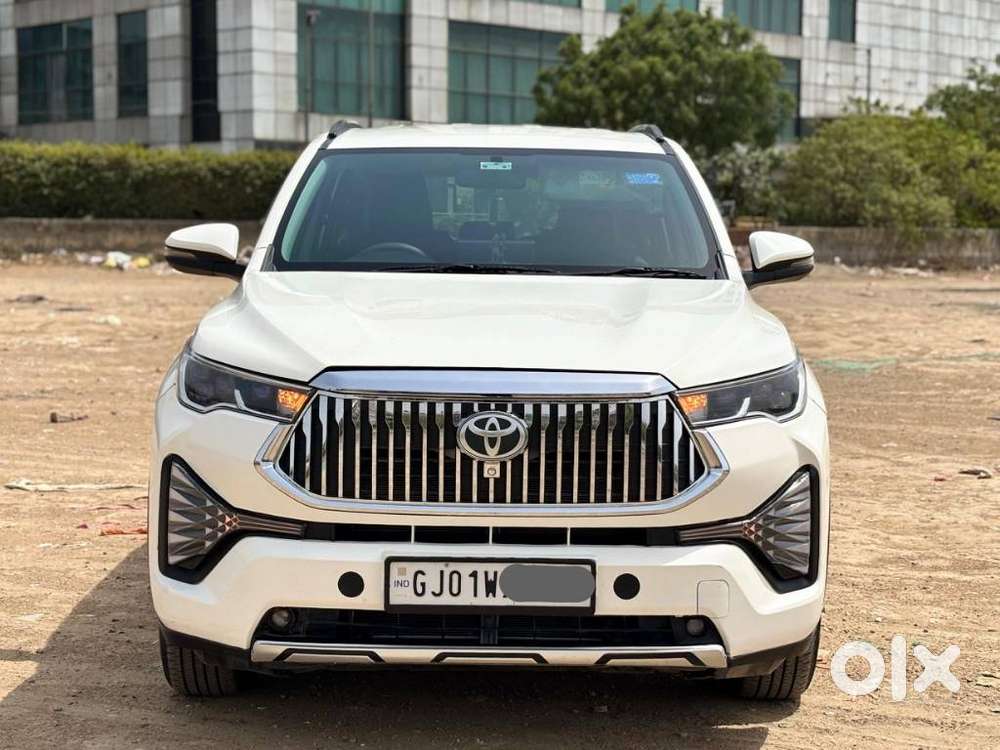 Toyota Innova Hycross 2.0 Gx 8 Str, 2024, Petrol