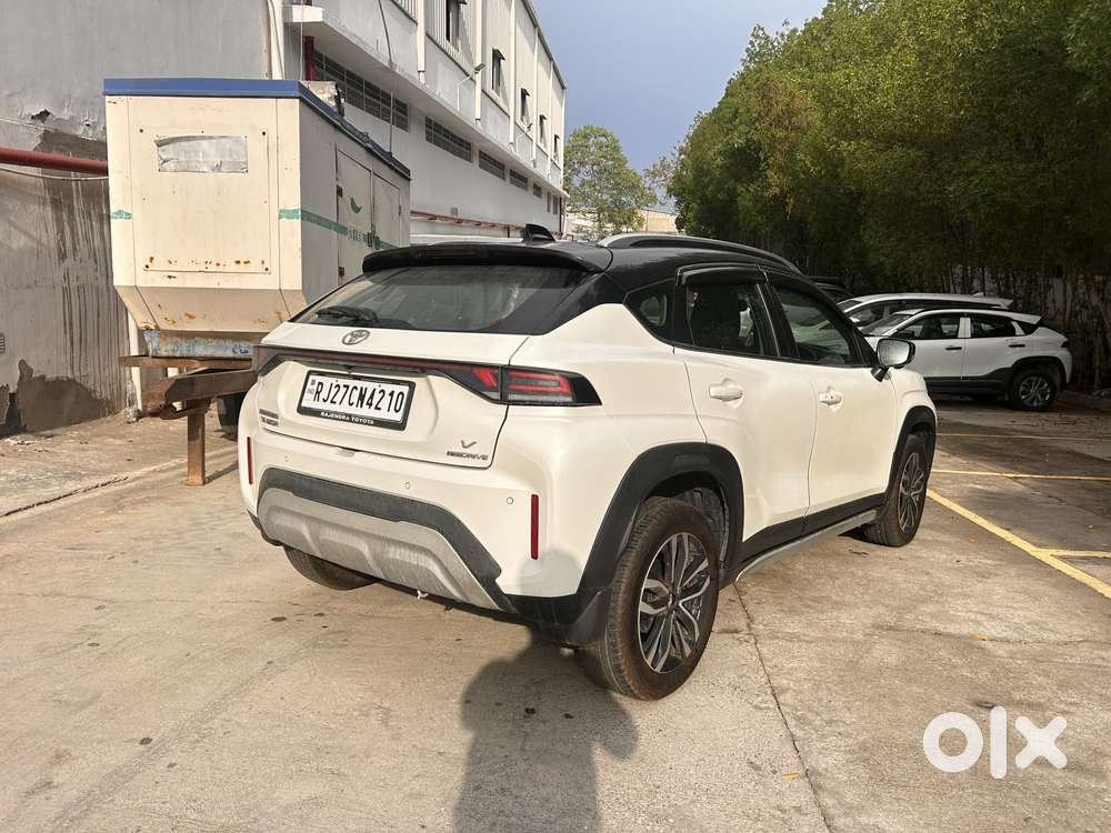 Toyota Urban Cruiser Taisor V 1.0 Petrol Mt Dual Tone, 2024, Petrol