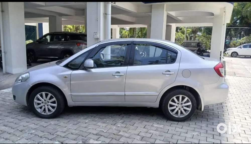 Maruti Suzuki Sx4 Zxi 2010 Petrol Automatic