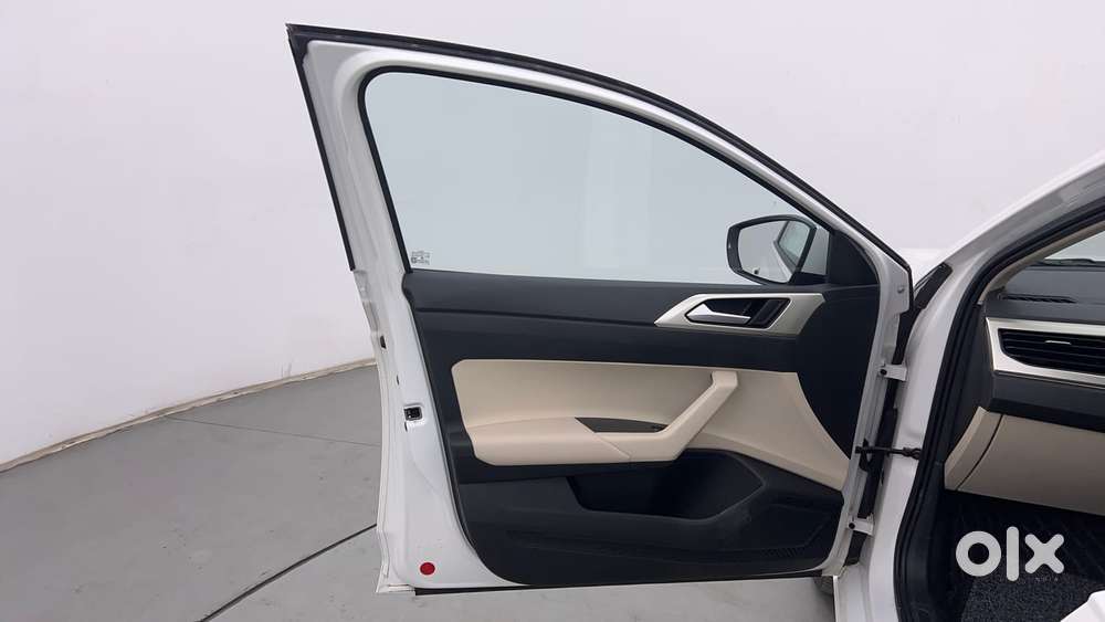Volkswagen Virtus Highline Plus 1.0 Tsi At, 2023, Petrol