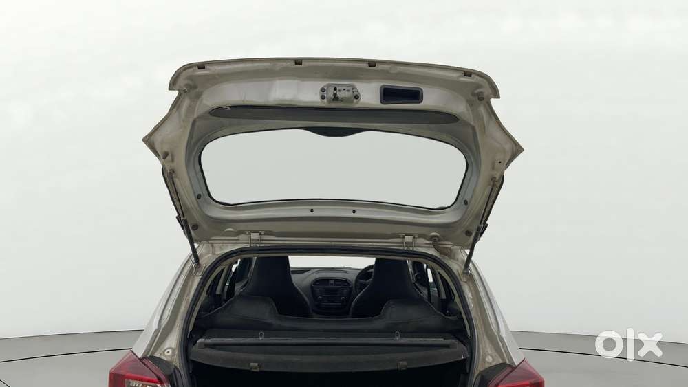 Tata Tiago 1.05 Revotorq Xt, 2018, Petrol