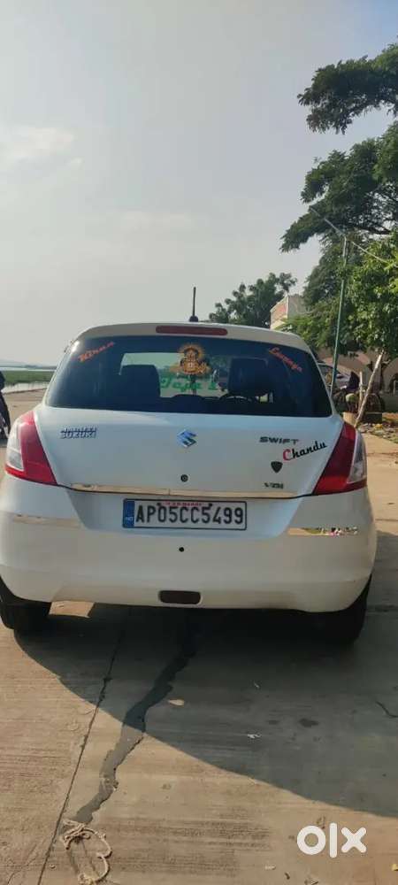 Maruti Suzuki Swift 2012