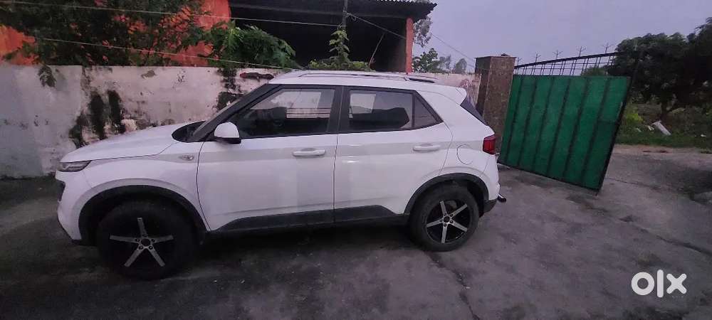 Hyundai Venue S Plus 2020