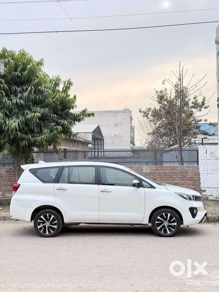 Toyota Innova Crysta 2.4 Z 7 Str, 2021, Diesel