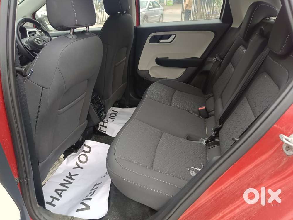 Tata Altroz Xz Plus (o) (s) Icng, 2024, Petrol