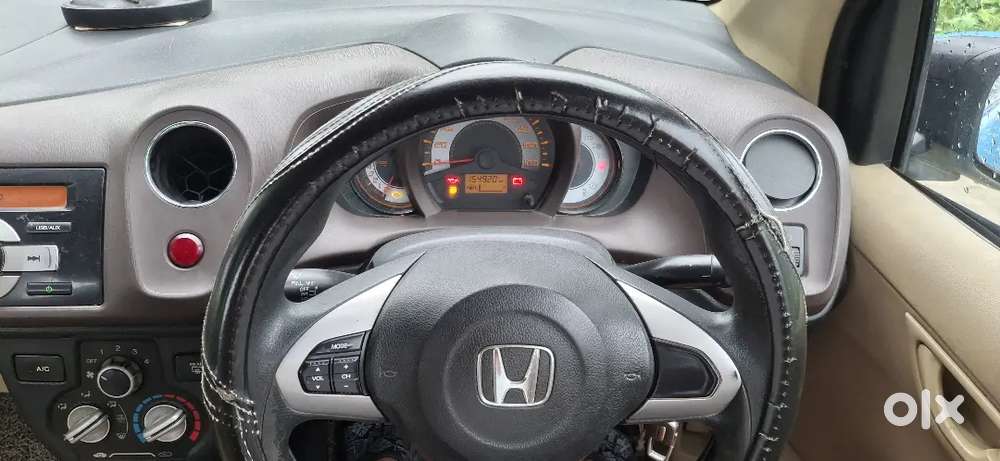 Honda Brio 2013 Petrol Car