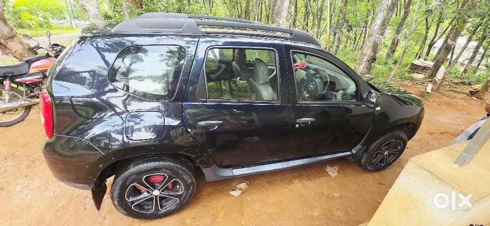 Renault Duster 2014 Diesel 213800 Km Driven