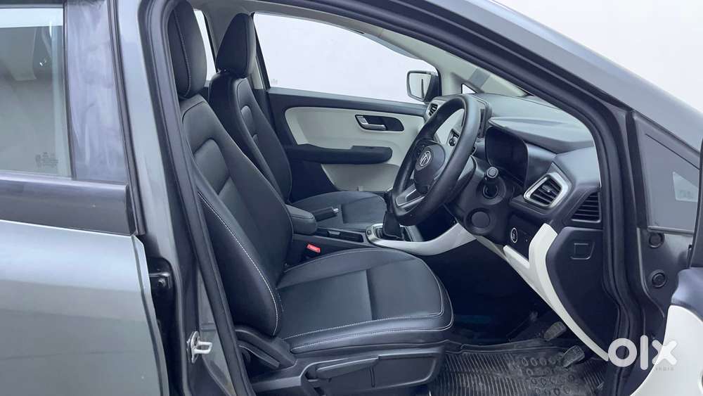 Tata Altroz 1.2 Xz Plus Petrol, 2022, Petrol