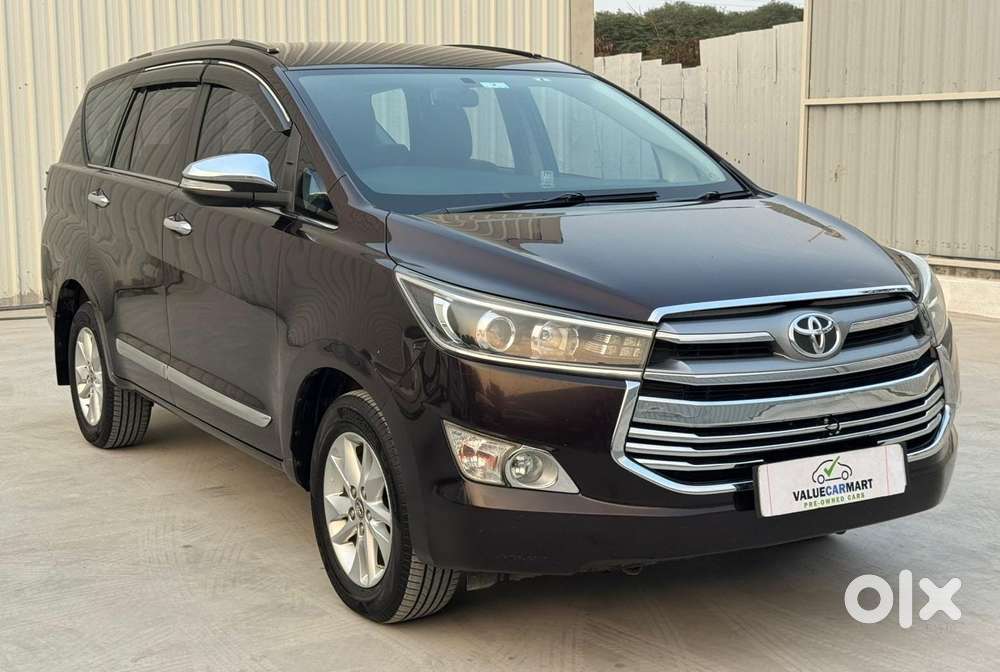 Toyota Innova Crysta 2.8z Automatic, 2017, Diesel