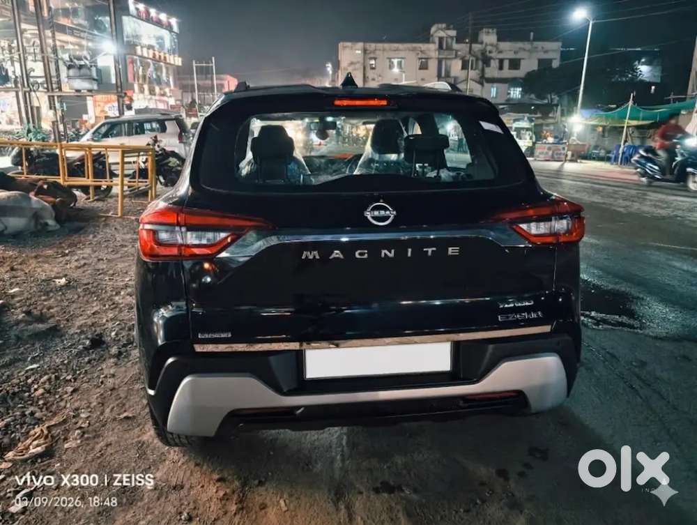 Nissan Magnite Automatic Top November 2025 Petrol 450 Km Driven