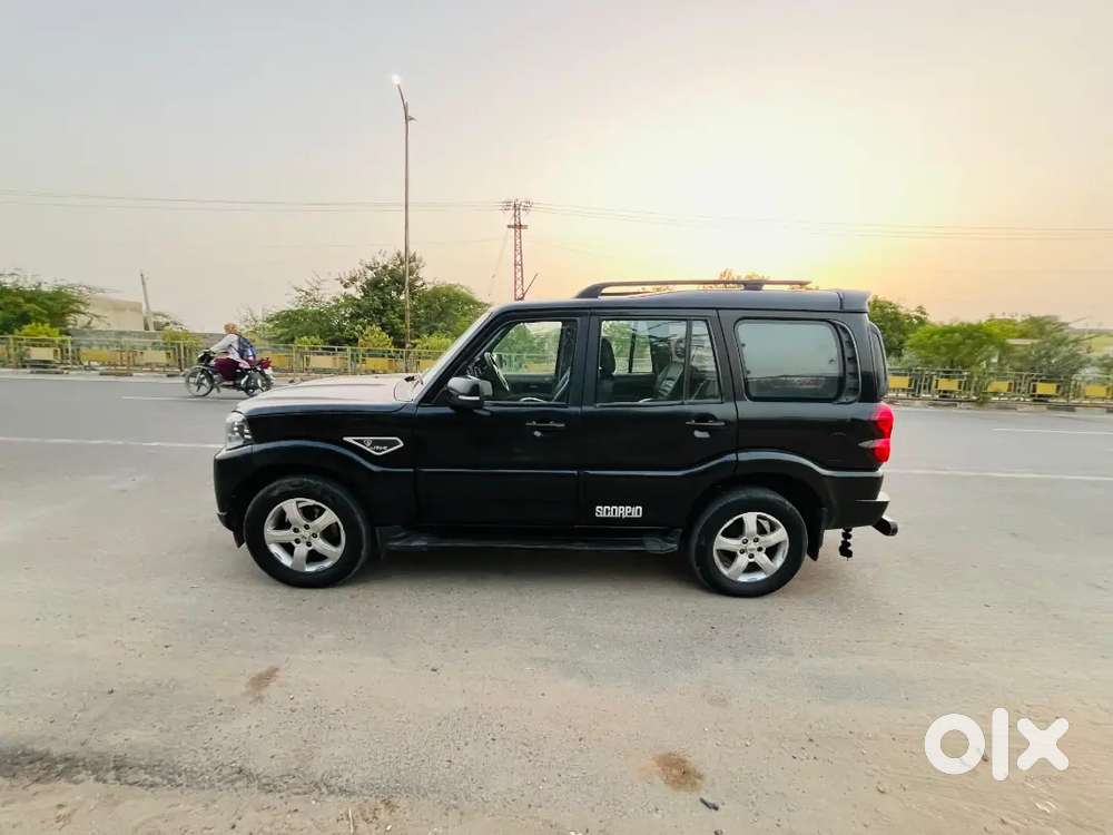 Scorpio S11