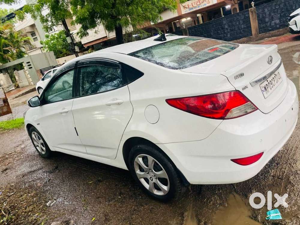 Hyundai Verna, 2014, Diesel