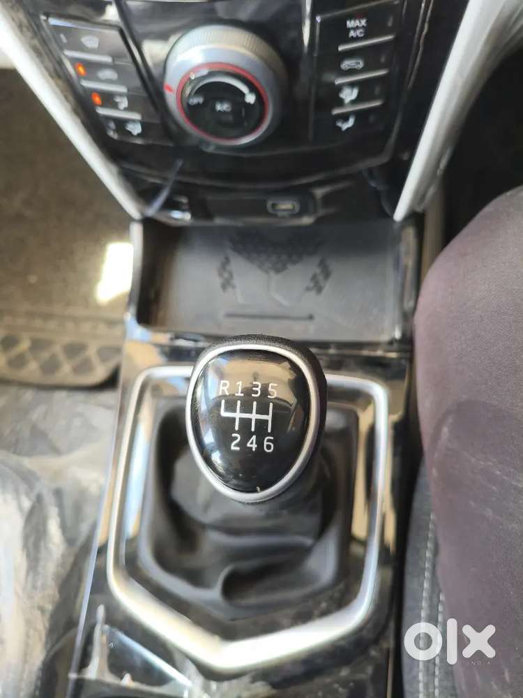 Mahindra Xuv 3xo 2024 Petrol 15000 Km Driven