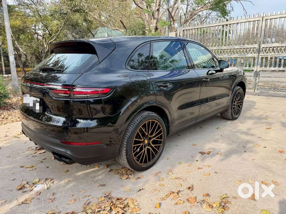 Porsche Cayenne 2023 Petrol Good Condition