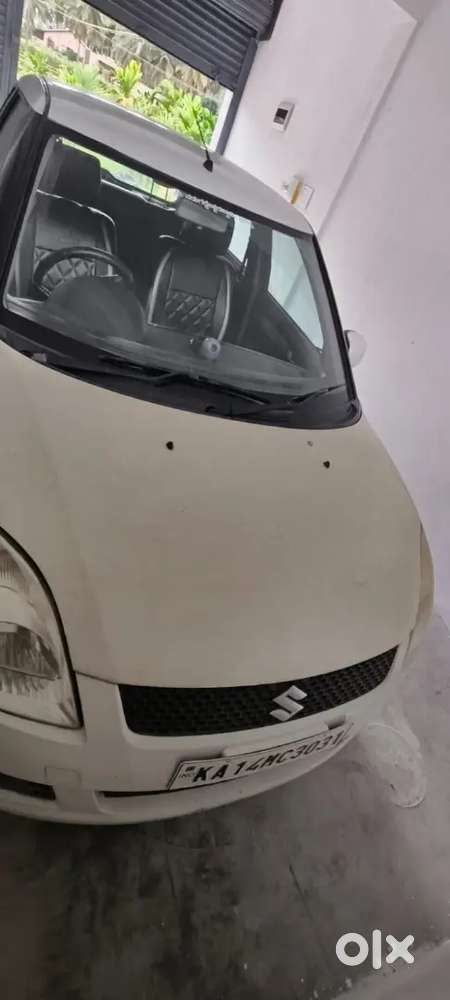 Maruti Suzuki Swift Vxi